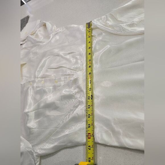 Elegant White Wrap Dress - Picture 12 of 16